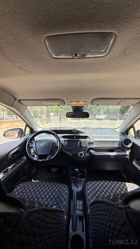 Toyota Aqua 2018, 230,000 km - 1.5 l - Bakı