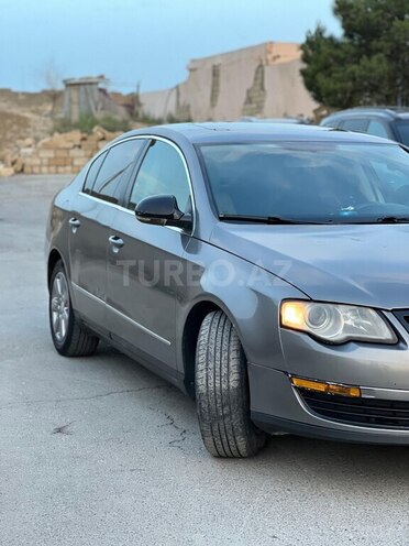 Volkswagen Passat 2005, 342,488 km - 2.0 л - Bakı
