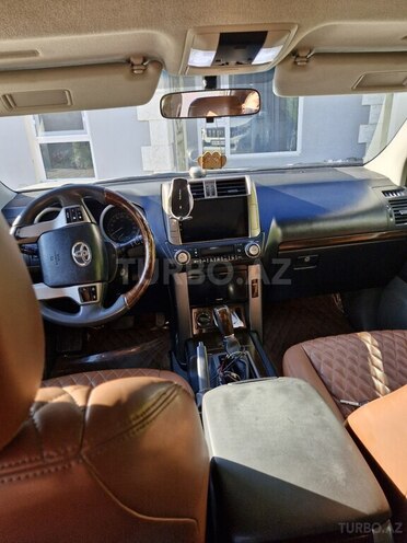 Toyota Land Cruiser Prado 2009, 240,000 km - 2.7 л - Bakı