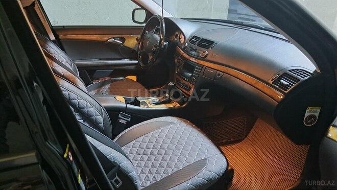 Mercedes E 200 2006, 235,000 km - 1.8 l - Bakı