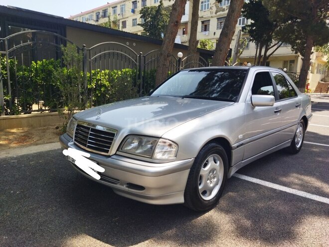 Mercedes C 200 2000, 290,000 km - 2.0 л - Sumqayıt