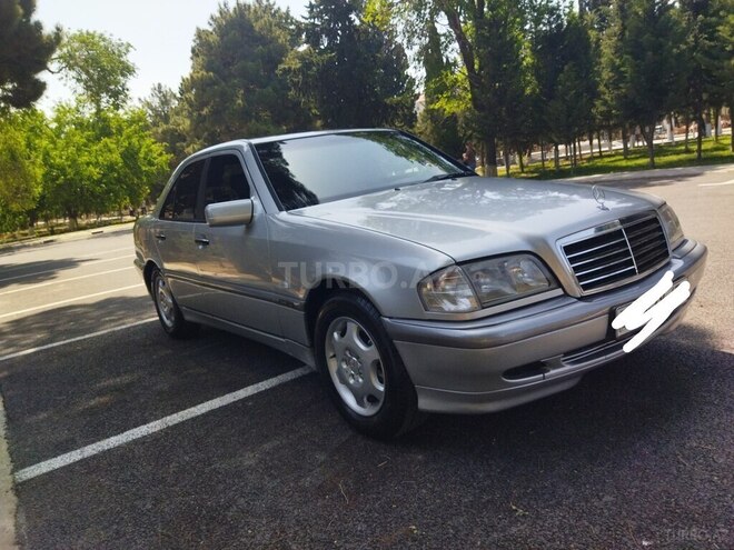 Mercedes C 200 2000, 290,000 km - 2.0 л - Sumqayıt