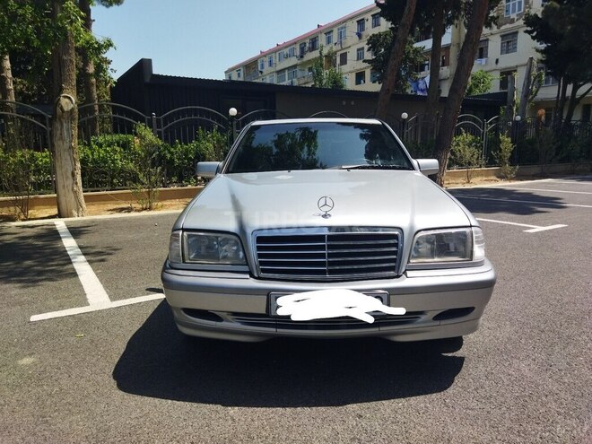 Mercedes C 200 2000, 290,000 km - 2.0 л - Sumqayıt