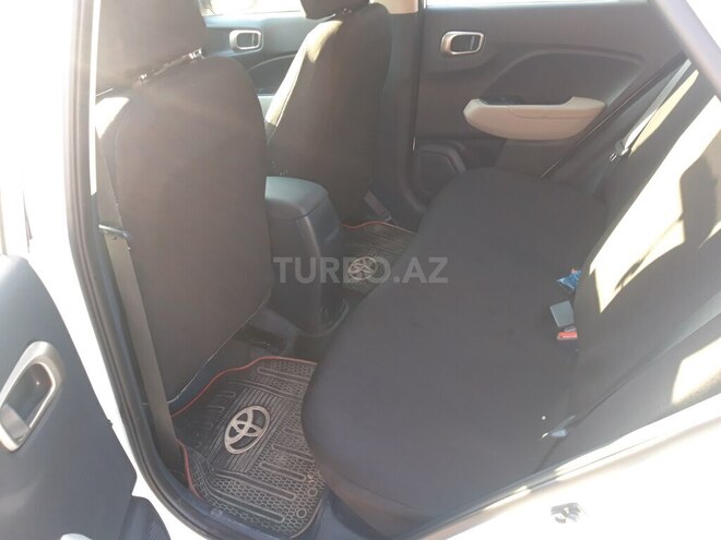 Hyundai Venue 2024, 8,200 km - 1.6 l - Bakı