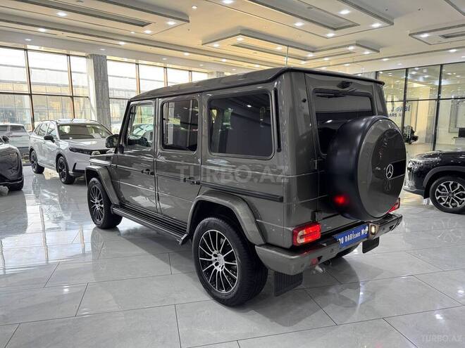 Mercedes G 350-6