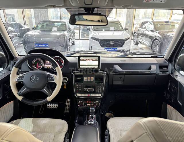 Mercedes G 350-8