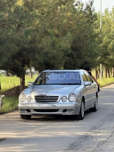 Mercedes E 320 1999, 310,000 km - 3.2 l - Şirvan