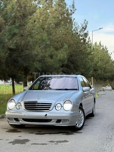 Mercedes E 320 1999, 310,000 km - 3.2 l - Şirvan