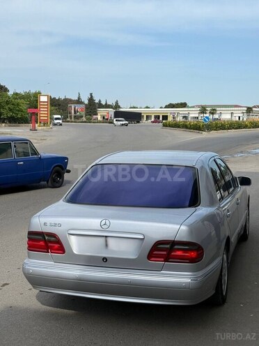 Mercedes E 320 1999, 310,000 km - 3.2 l - Şirvan