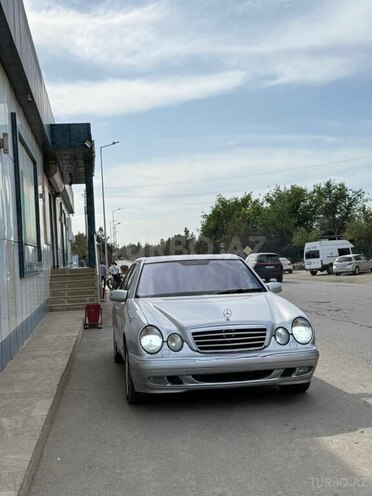Mercedes E 320 1999, 310,000 km - 3.2 l - Şirvan