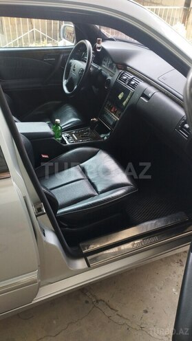 Mercedes E 320 1999, 310,000 km - 3.2 l - Şirvan