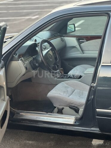 Mercedes E 200 1997, 350,000 km - 2.0 l - Bakı