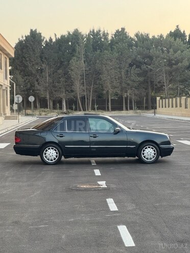 Mercedes E 200 1997, 350,000 km - 2.0 l - Bakı