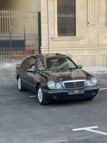 Mercedes E 200 1997, 350,000 km - 2.0 l - Bakı