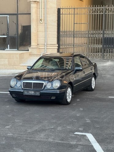 Mercedes E 200 1997, 350,000 km - 2.0 l - Bakı