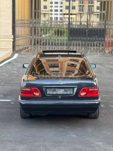 Mercedes E 200 1997, 350,000 km - 2.0 l - Bakı