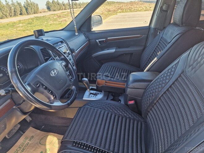 Hyundai Santa Fe-4