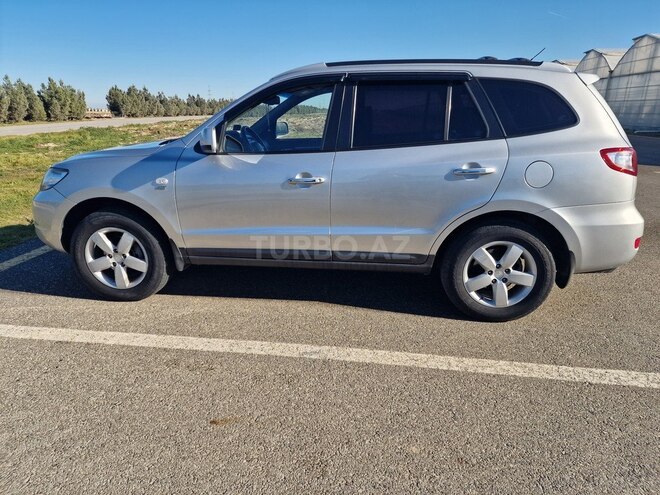 Hyundai Santa Fe-11