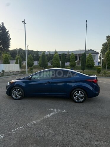 Hyundai Elantra 2015, 193,121 km - 1.8 l - Masallı