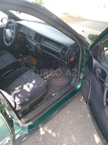 Opel Vectra 1995, 200,000 km - 1.6 l - Gəncə
