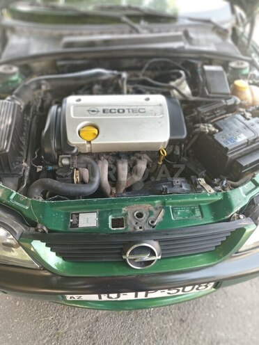 Opel Vectra 1995, 200,000 km - 1.6 l - Gəncə
