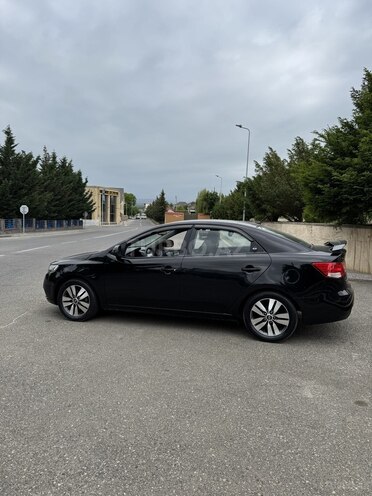 Kia Cerato 2012, 220,000 km - 1.6 l - Qusar