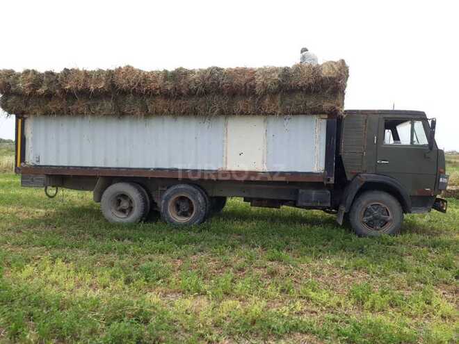 KamAz 53212 1987, 900,000 km - 11.0 l - Neftçala