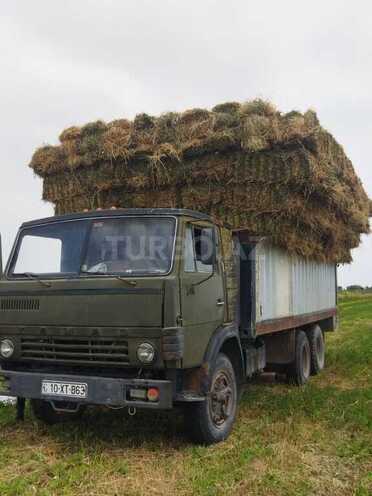 KamAz 53212 1987, 900,000 km - 11.0 l - Neftçala