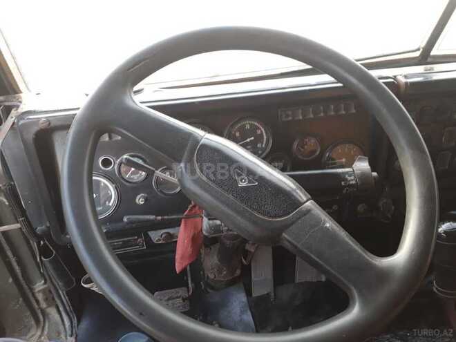 KamAz 53212 1987, 900,000 km - 11.0 l - Neftçala