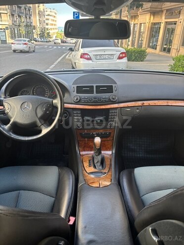 Mercedes E 220 d 2003, 154,000 km - 2.2 l - Bakı