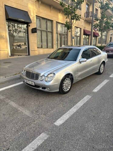 Mercedes E 220 d 2003, 154,000 km - 2.2 l - Bakı