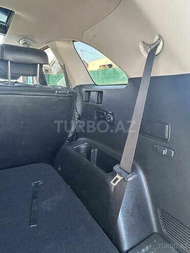 Kia Sorento-16