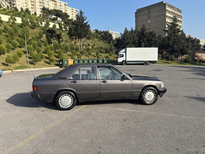 Mercedes 190 1992, 360,000 km - 2.0 л - Bakı