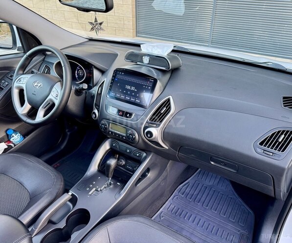Hyundai ix35 2013, 144,000 km - 2.0 л - Bakı