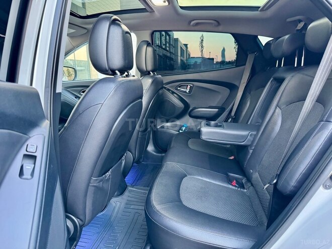 Hyundai ix35 2013, 144,000 km - 2.0 л - Bakı