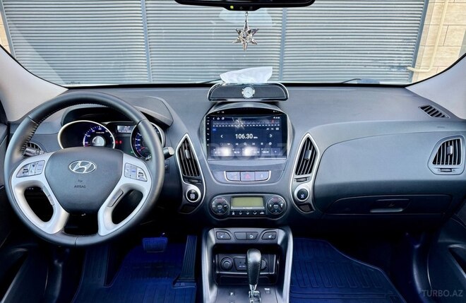 Hyundai ix35 2013, 144,000 km - 2.0 л - Bakı