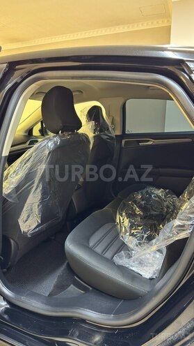 Ford Fusion (North America)-15