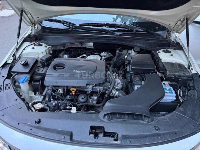 Kia K5-13