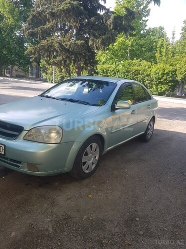 Chevrolet Lacetti-2