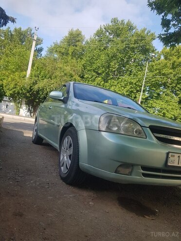 Chevrolet Lacetti-3