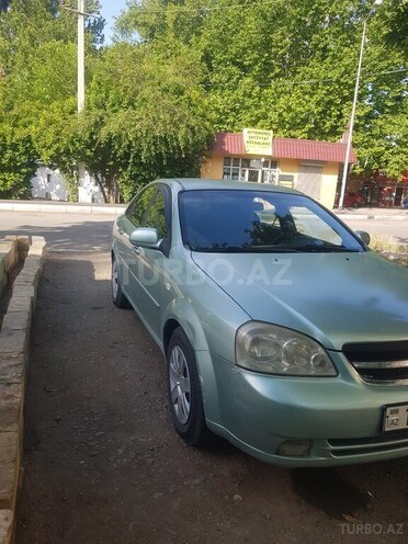 Chevrolet Lacetti-4