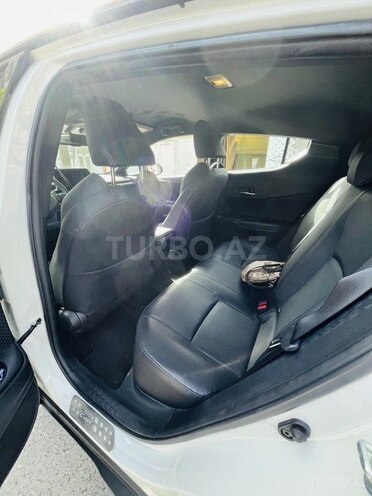 Toyota C-HR 2019, 35,000 km - 1.2 l - Bakı