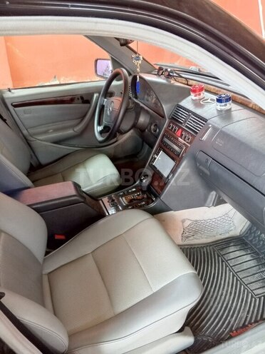 Mercedes C 280 1998, 300,000 km - 2.8 л - Bakı
