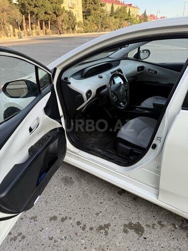 Toyota Prius 2019, 118,000 km - 1.8 л - Bakı