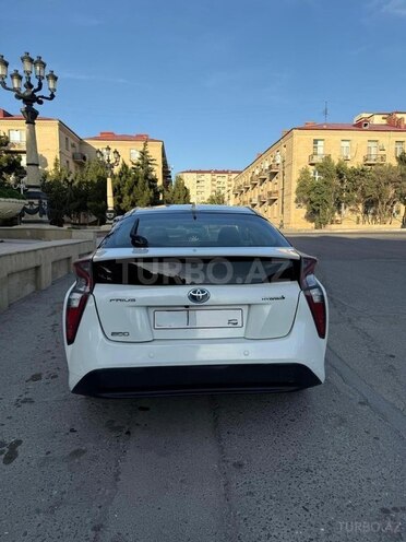 Toyota Prius 2019, 118,000 km - 1.8 л - Bakı