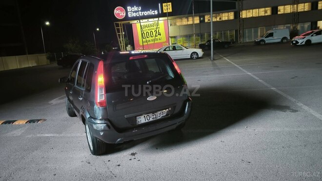 Ford Fusion 2006, 270,000 km - 1.4 l - Bakı