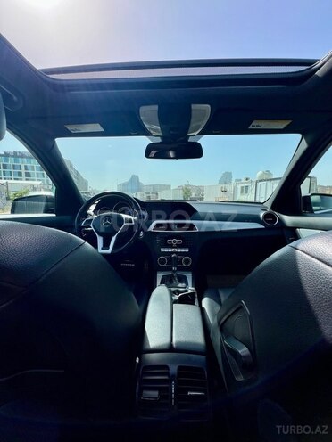 Mercedes C 250-9