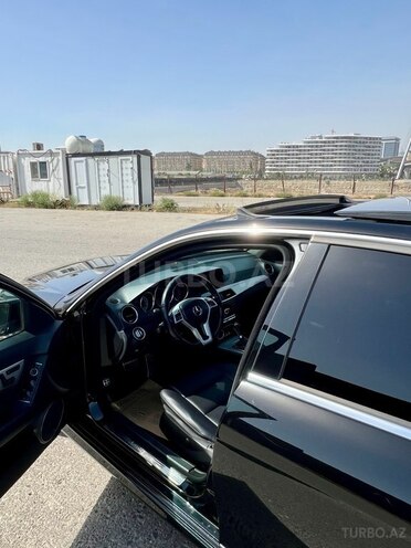 Mercedes C 250-12