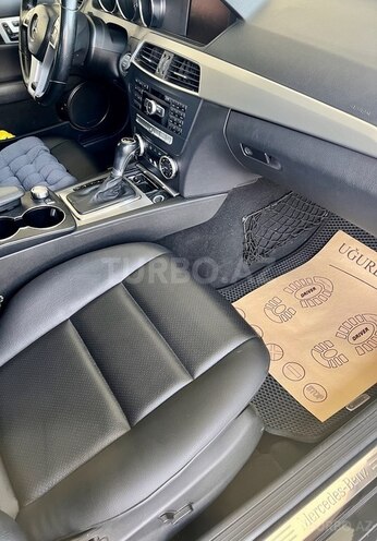 Mercedes C 250-21