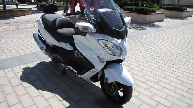 Suzuki Burgman 2017, 31,672 km - 0.7 l - Bakı